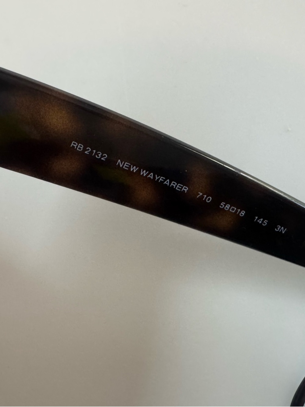 Ray-Ban New Wayfarer Sunglasses RB2132 Tortoise Brown 58mm – Made in Italy - Picture 6 of 7